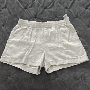NWT Old Navy High Rise Cargo Shorts